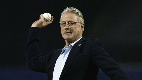 roy-gleason-getty-0-1